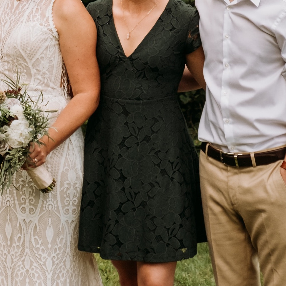 BLACK SWAN || Dark Green Lace Mini Dress